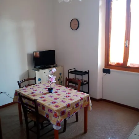 La Casina Di Lalu' Apartment Meleto